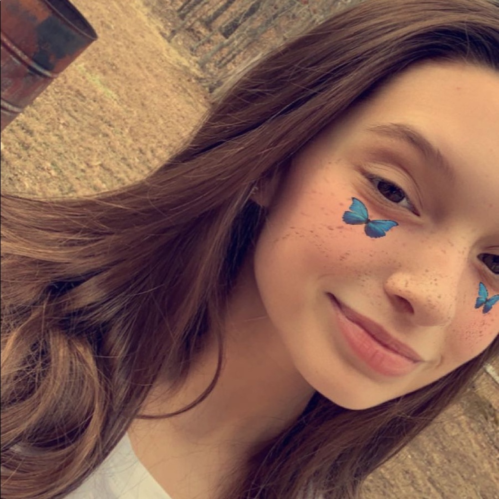 Meet your Posher, Hailea